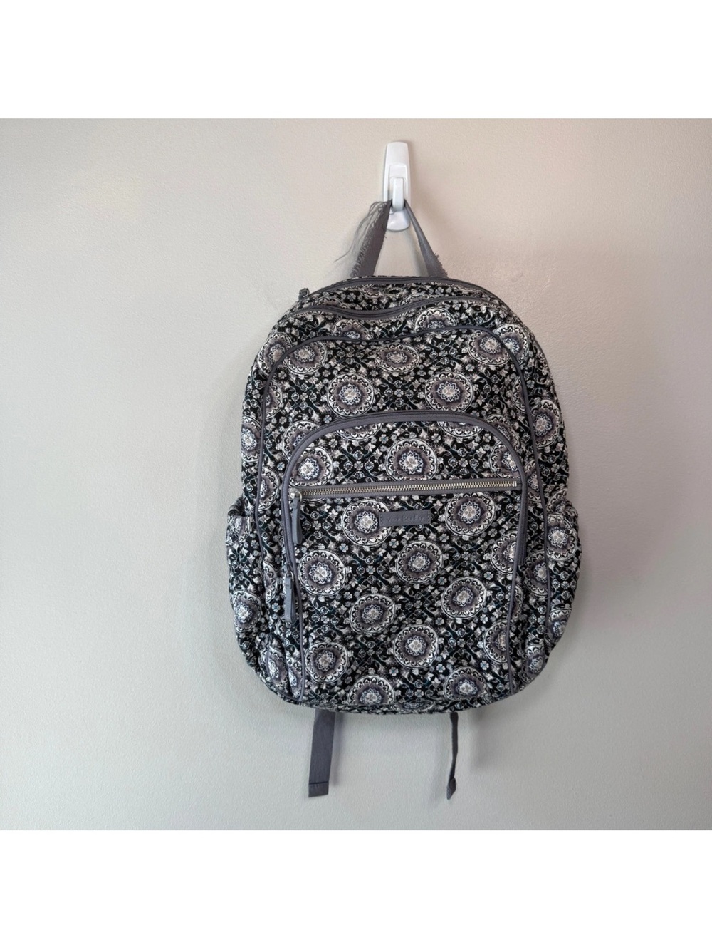 Vera Bradley Charcoal Medallion Paisley Print Campus Backpack EUC